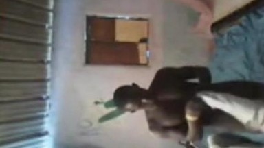 Baise en camera caché avec ma femme de menage